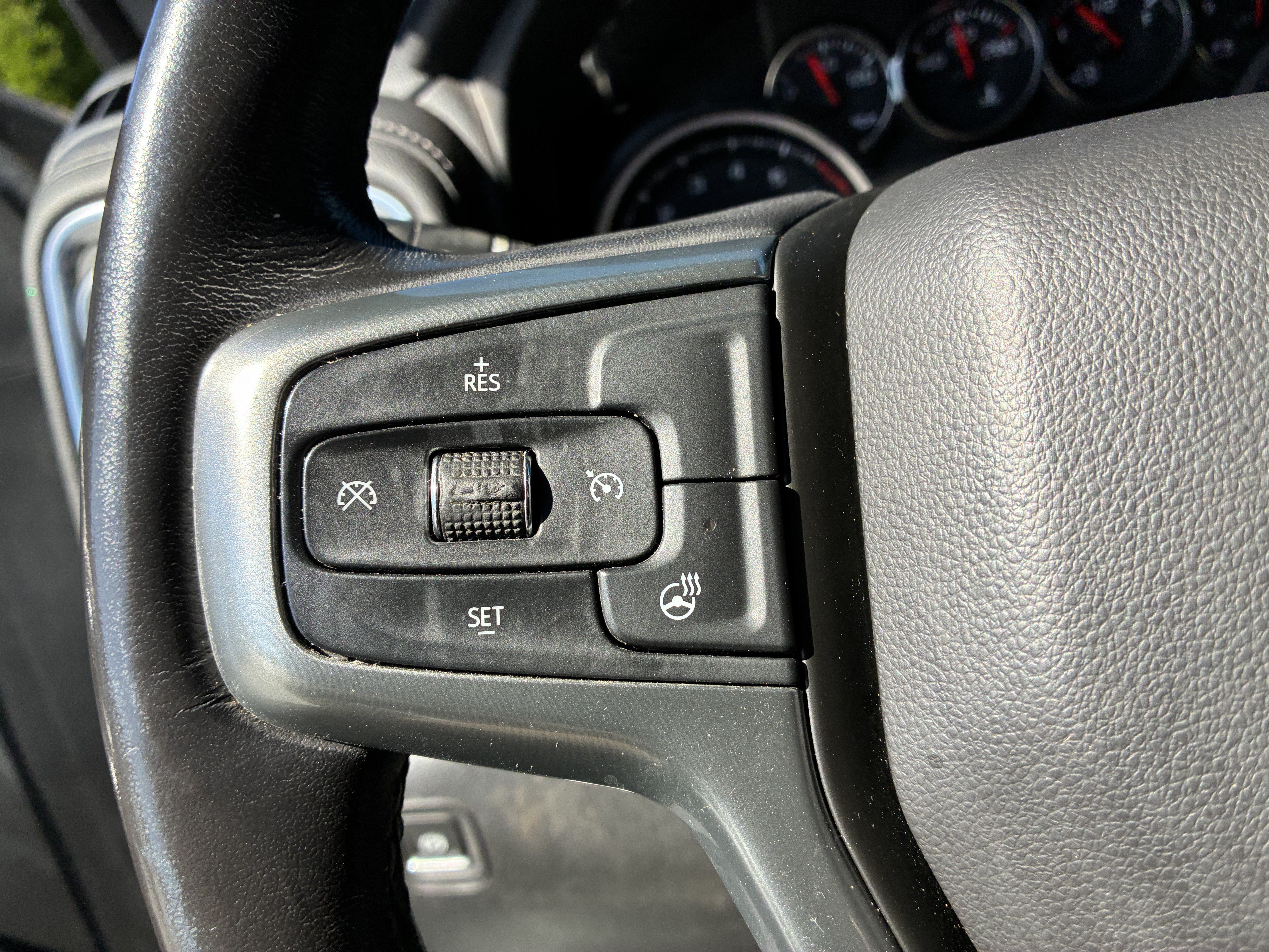 Used 2020 Chevrolet Silverado 1500 LT Trail Boss AWD/4WD image 31