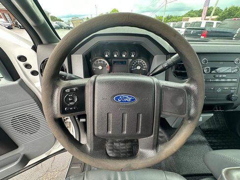 Used 2012 Ford F250 XL w/ PWR Equipment Group RWD image 10