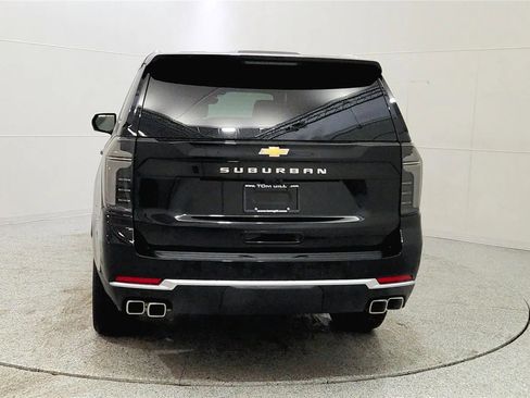 New 2026 Chevrolet Suburban High Country AWD/4WD image 6