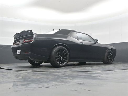 Used 2018 Dodge Challenger T/A image 39