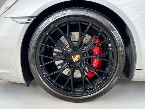 Certified 2017 Porsche 911 Carrera S RWD image 26