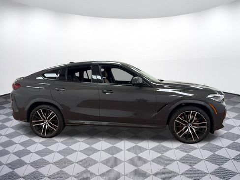 Used 2023 BMW X6 M50i AWD/4WD image 7