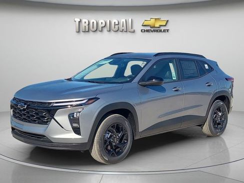 New 2026 Chevrolet Trax LT w/ Midnight Edition image 1