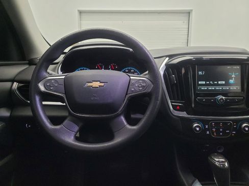 Used 2018 Chevrolet Traverse LS image 22