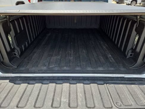 Used 2025 RAM 1500 Limited AWD/4WD image 17