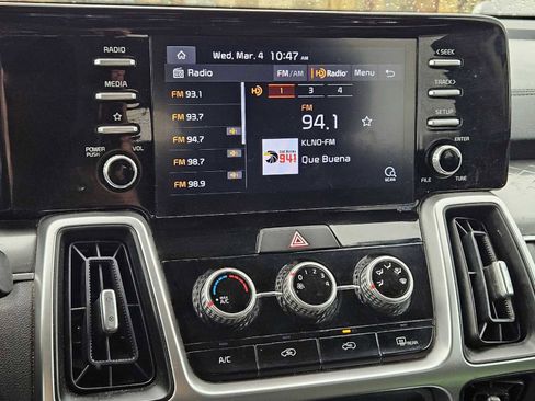 Used 2021 Kia Sorento LX image 12