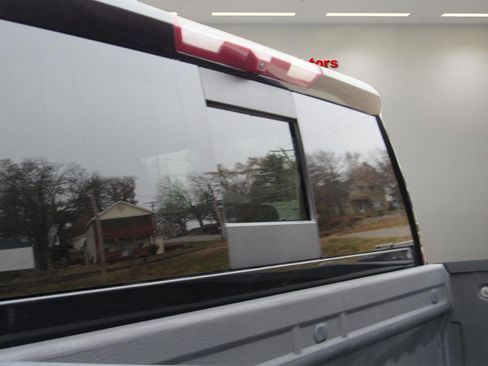 Used 2024 Chevrolet Silverado 2500 High Country image 17