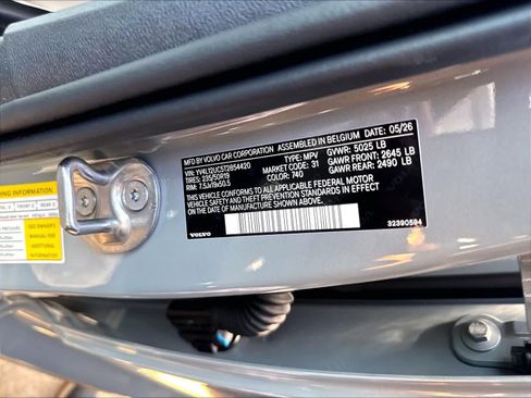 New 2026 Volvo XC40 B5 Plus w/ Protection Package Premier AWD/4WD image 36