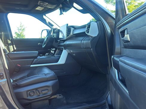 Used 2022 Toyota Tundra Platinum w/ Advanced Package AWD/4WD image 12
