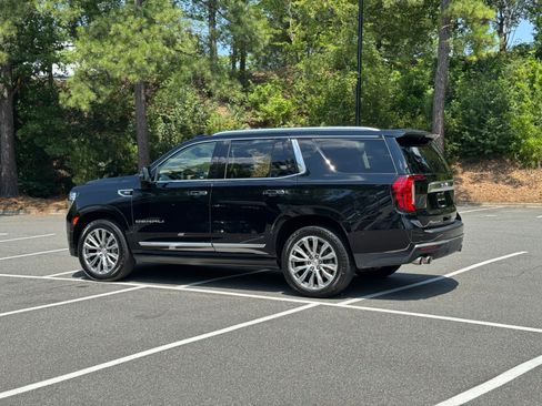 Used 2021 GMC Yukon Denali w/ Denali Ultimate Package AWD/4WD image 8