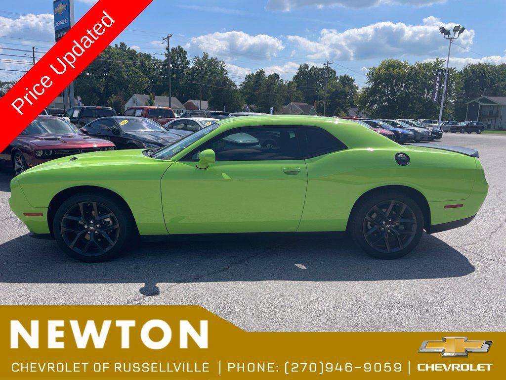 Used 2023 Dodge Challenger SXT w/ Blacktop Package RWD image 27