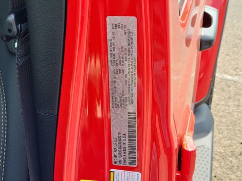 New 2025 Jeep Gladiator High Tide image 31