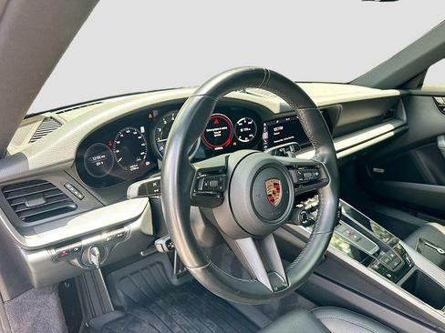 Used 2020 Porsche 911 Carrera RWD image 9