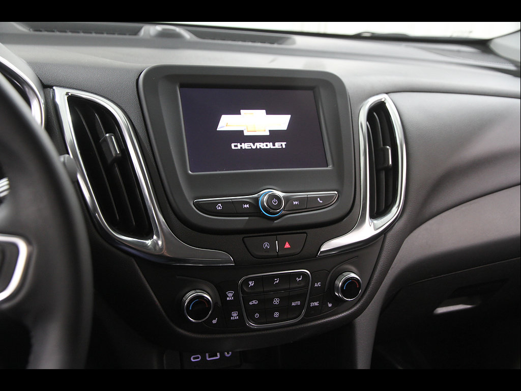 Used 2024 Chevrolet Equinox LT AWD/4WD image 9