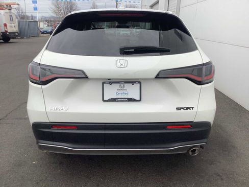 Certified 2025 Honda HR-V Sport image 5