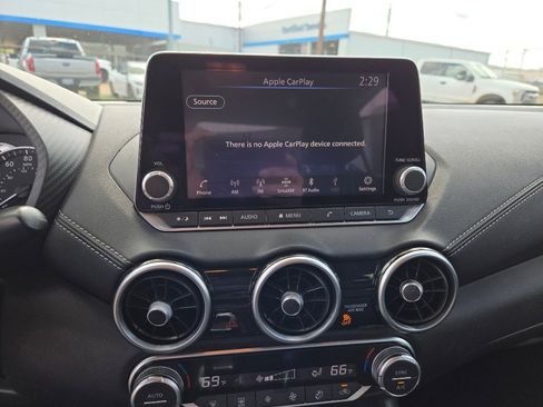 Used 2021 Nissan Sentra SV image 13