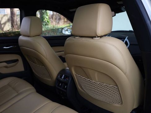 Used 2016 Cadillac SRX Premium w/ Driver Assist Package image 19