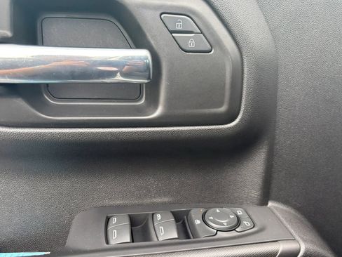 Used 2022 Chevrolet Silverado 1500 Custom w/ LPO, Dark Essentials Package image 17