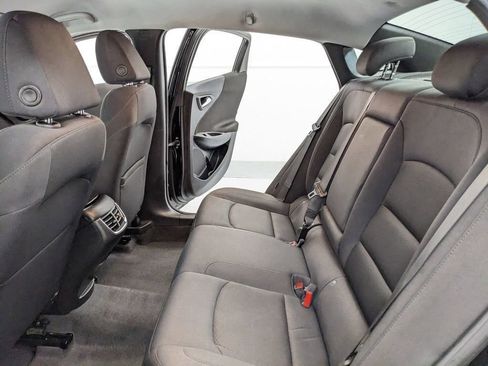 Used 2024 Chevrolet Malibu LT FWD image 17