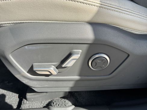 Used 2024 Hyundai Santa Fe Limited FWD image 22