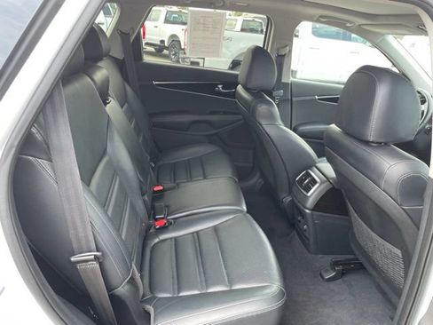 Used 2020 Kia Sorento EX FWD image 51