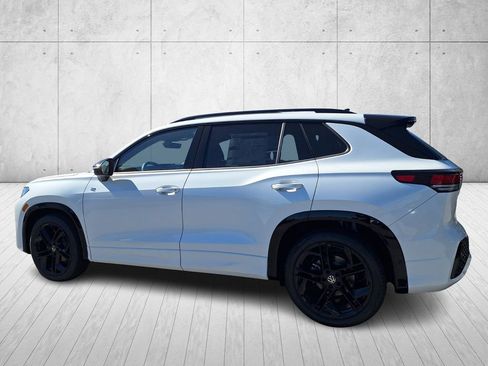 New 2026 Volkswagen Tiguan SE R-Line image 7