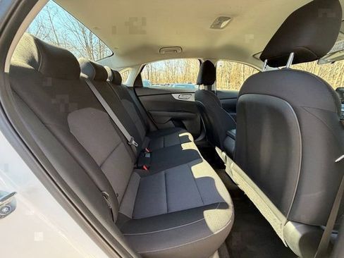 Used 2024 Kia Forte LXS image 11