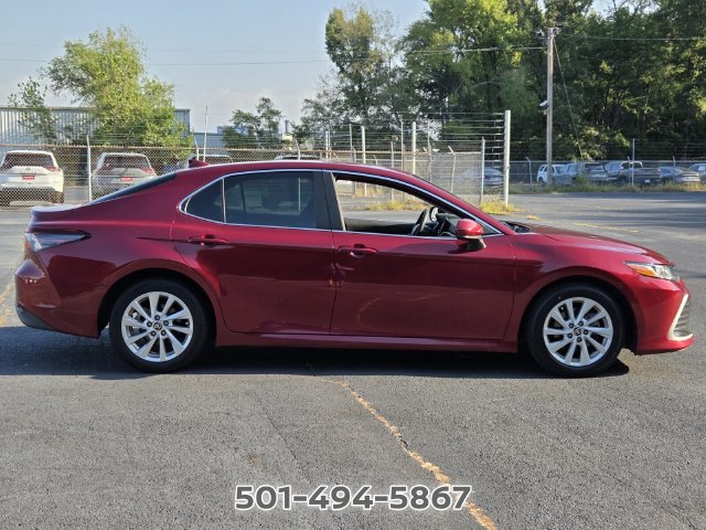 Used 2021 Toyota Camry LE FWD image 6