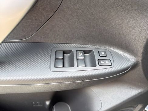 Used 2025 Mitsubishi Eclipse Cross SE AWD/4WD image 12