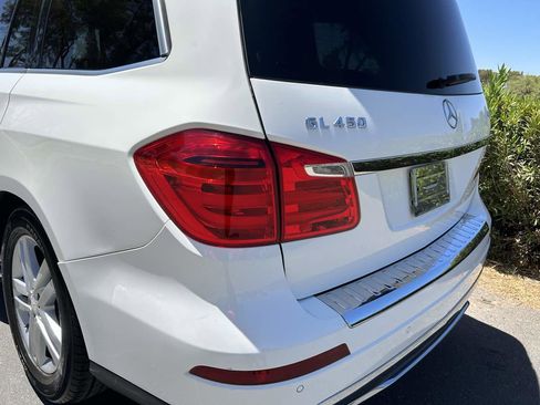Used 2015 Mercedes-Benz GL 450 4MATIC image 13