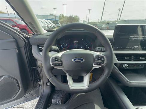 New 2026 Ford Explorer Active image 13