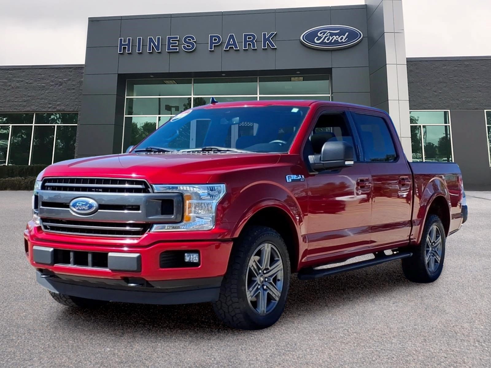 Used 2020 Ford F150 XLT w/ Equipment Group 302A Luxury AWD/4WD image 3