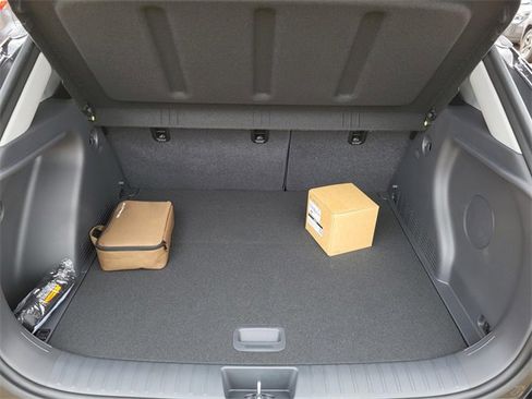 New 2026 Hyundai Kona Limited image 9