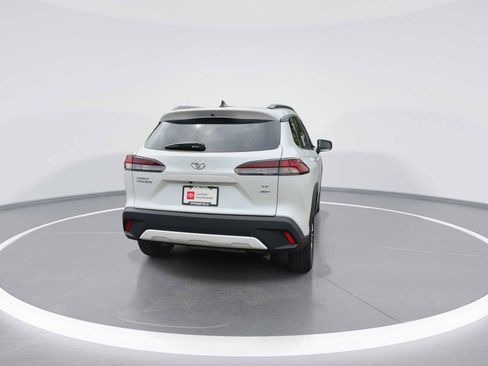 Certified 2026 Toyota Corolla Cross LE AWD/4WD image 7