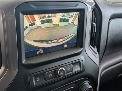 Used 2022 Chevrolet Silverado 2500 Custom w/ Custom Value Package image 20