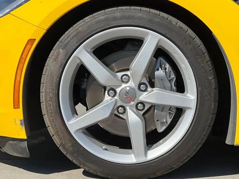 Used 2014 Chevrolet Corvette Stingray Convertible w/ 2LT Preferred Equipment Group image 25