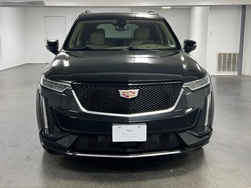 Certified 2024 Cadillac XT6 Sport w/ Platinum Package AWD/4WD image 8