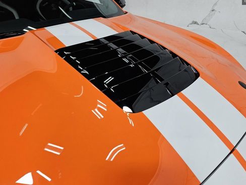 Used 2021 Ford Mustang Shelby GT500 w/ Carbon Fiber Track Pack RWD image 4