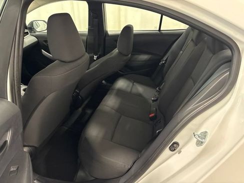 Used 2025 Toyota Corolla LE FWD image 27