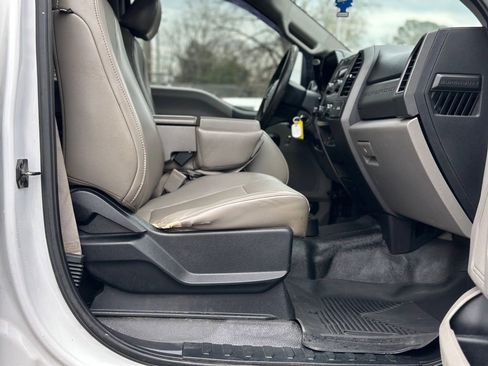 Used 2019 Ford F250 XL w/ Power Equipment Group image 21