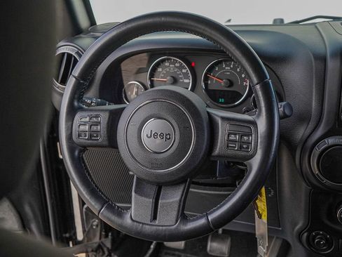 Used 2018 Jeep Wrangler Sport image 32