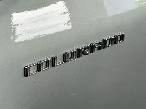Used 2023 Chevrolet Colorado W/T RWD image 10