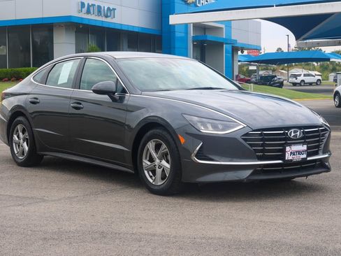 Used 2023 Hyundai Sonata SE FWD image 1