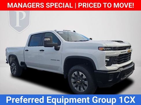 New 2026 Chevrolet Silverado 2500 Custom w/ Custom Value Package AWD/4WD image 2