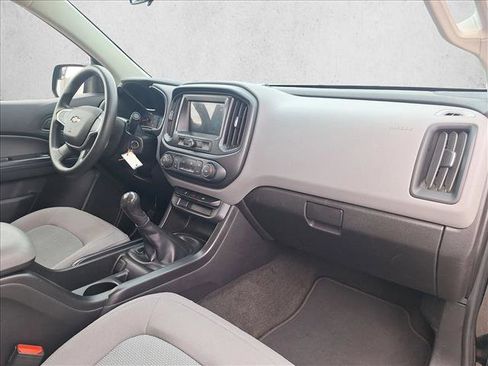 Used 2018 Chevrolet Colorado W/T w/ WT Convenience Package image 16