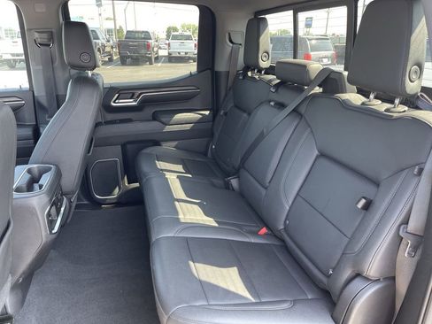 Used 2023 GMC Sierra 1500 SLT w/ SLT Premium Plus Package image 22
