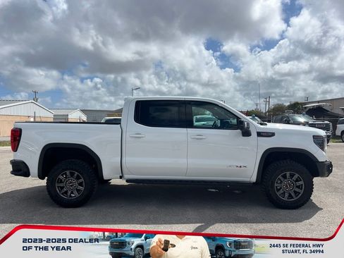 New 2026 GMC Sierra 1500 AT4X image 8