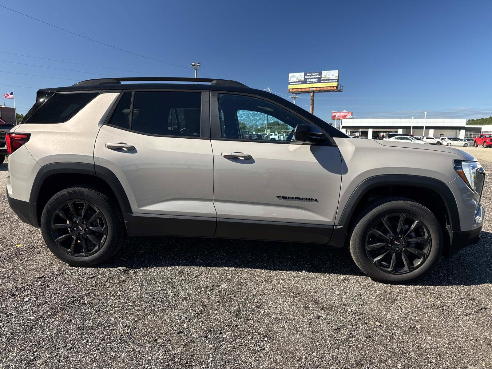 New 2027 GMC Terrain Elevation FWD image 2