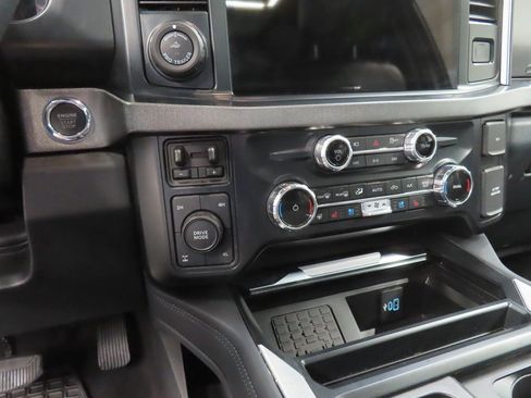 Used 2025 Ford F250 Platinum image 67