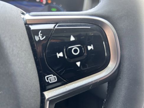 Certified 2024 Volvo XC60 T8 Plus w/ Climate Package image 31